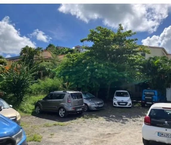 Studio Tout Confort Anse Mitan Avec Jardin Et Jacuzzi Les Trois-Ilets 0*,  Martinique